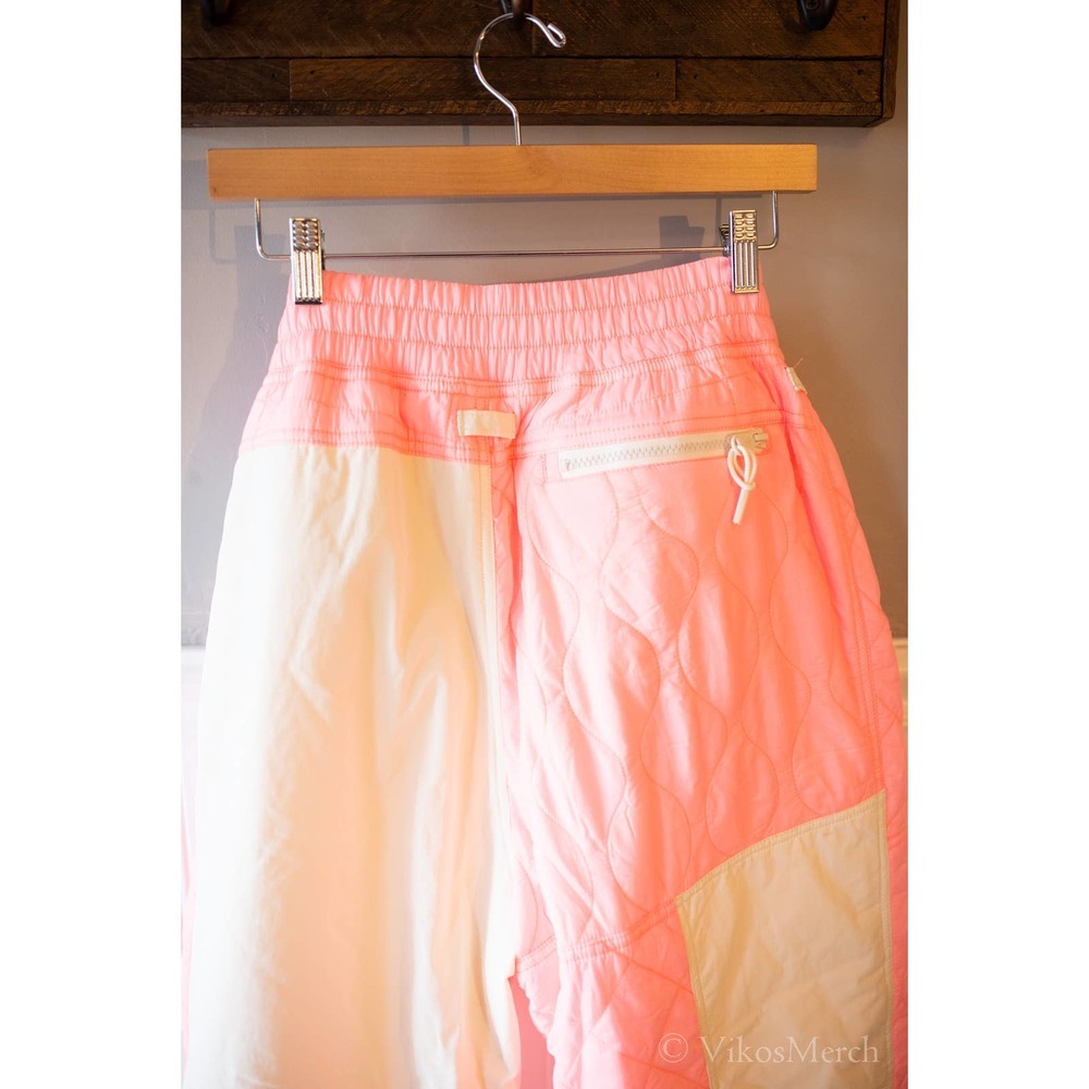 Free People Landscape View Ski Pants Waterproof NEW - Picture 6 of 7